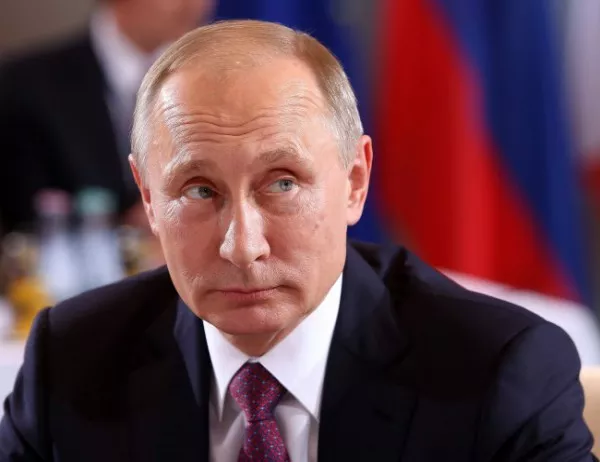 Вижте бляскавата церемония по встъпването в длъжност на Путин (ВИДЕО)