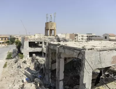 Девет души загинаха при срутване на сграда в Алепо