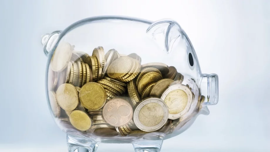 Лихвите по депозитите - безпрецедентно ниски през февруари 