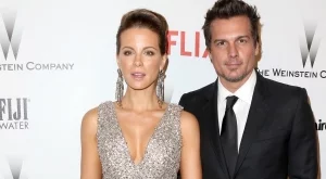 Кейт Бекинсейл  се развежда