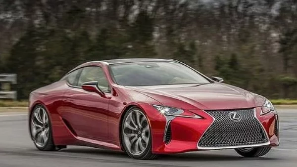 Суперкупето Lexus LC 500 идва в Европа