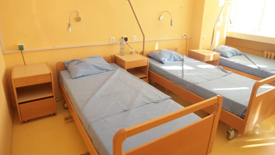 Още 2 седмици няма да е ясно защо е починала родилката в Сливен