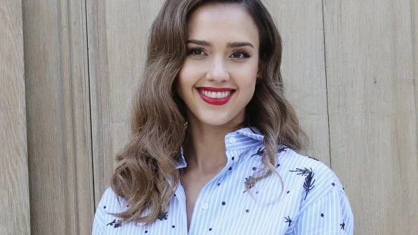 Техниката тигрово око - новият хит при косата