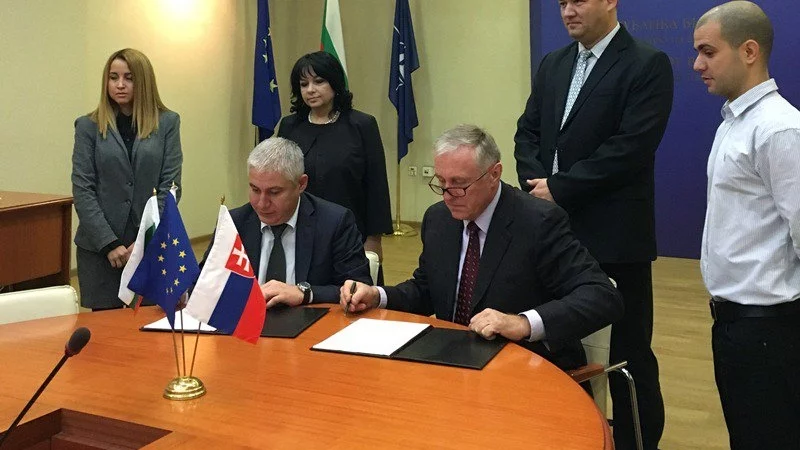 България и Словакия ще си сътрудничат за газовия хъб "Балкан"