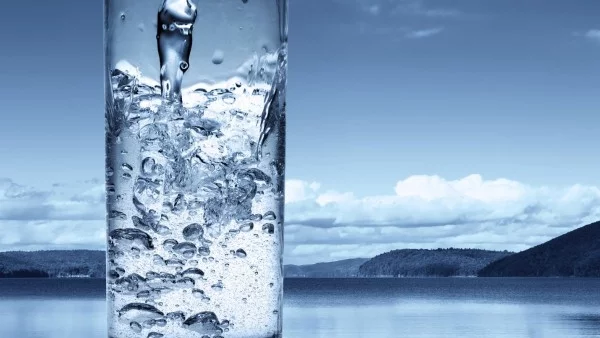  Не бъди чаша. Бъди езеро