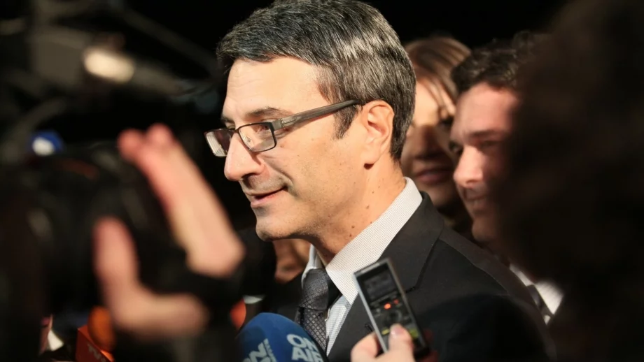 Трайков: В оръжейната индустрия има бум, не се налага спасяване на "Дунарит"