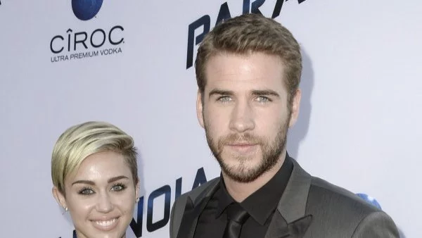 Майли Сайръс се е омъжила?