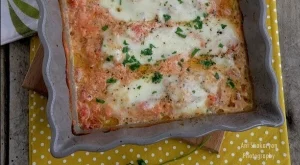 Пиле с домати и Моцарела 