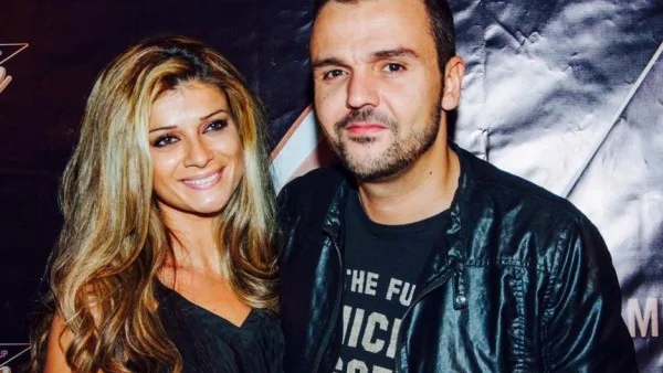 Графа с мило обръщение към жена си