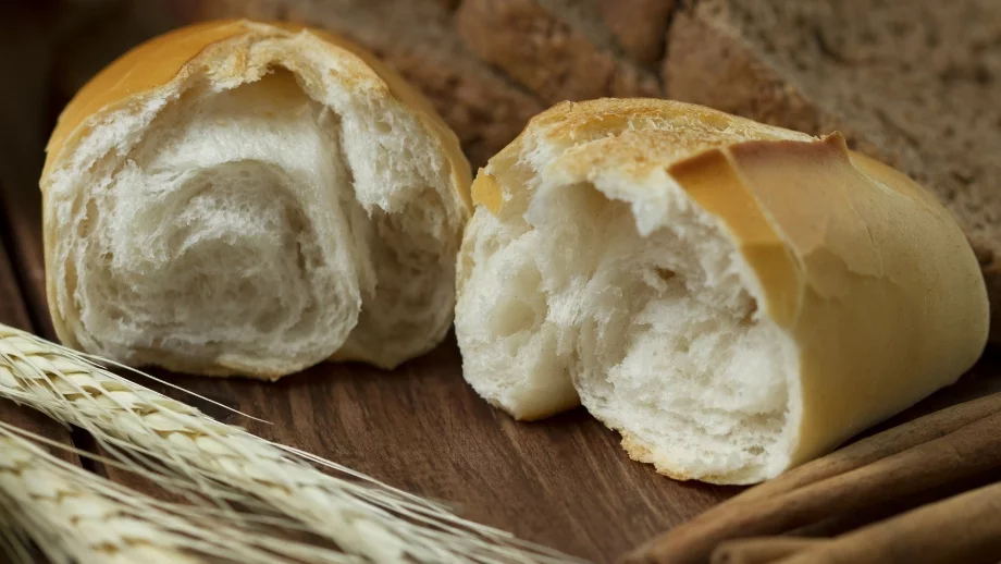 Цената на белия хляб ще се повиши с между 5 и 9 ст.