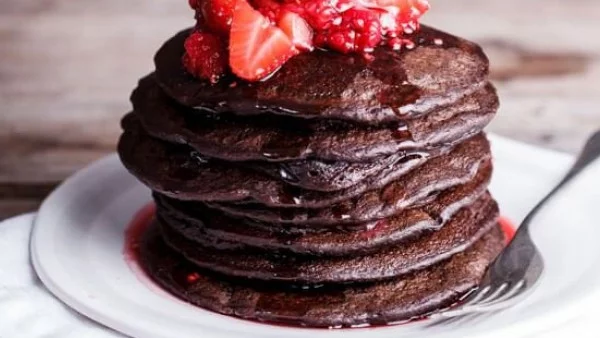 Здравословни шоколадови палачинки