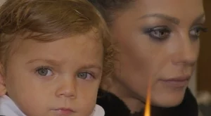  Емануела показа снимки от кръщенето на сина си