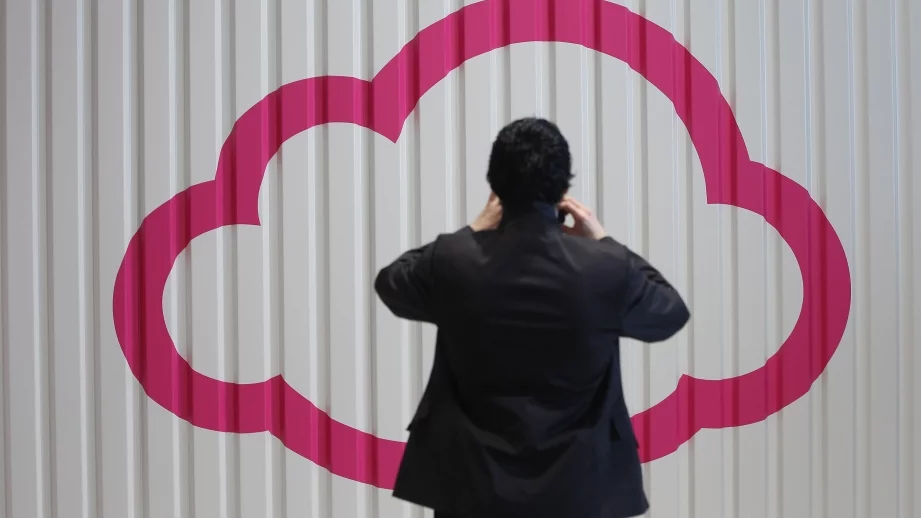 Експерти: Необходима е повече прозрачност в облака