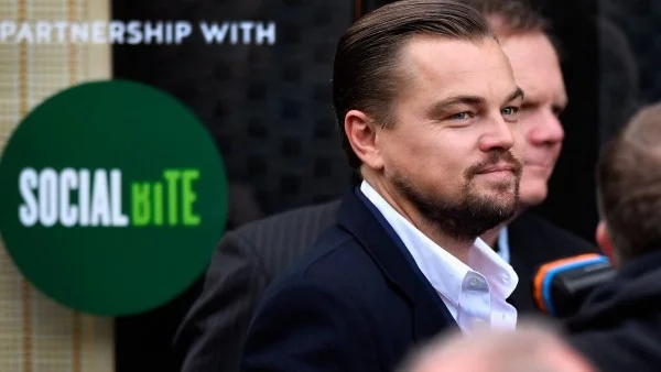 Леонардо ди Каприо подкрепи бездомните  в Единбург 