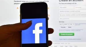 Франция глоби Facebook заради злоупотреба с лични данни 
