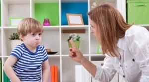 10 фрази, които да не казваме на детето си