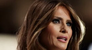 Мелания Тръмп спря да носи естествена кожа