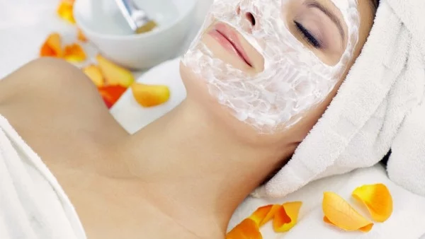 Универсална маска за лице