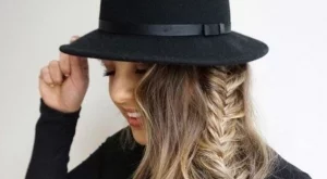Прически, които може да носите с шапка