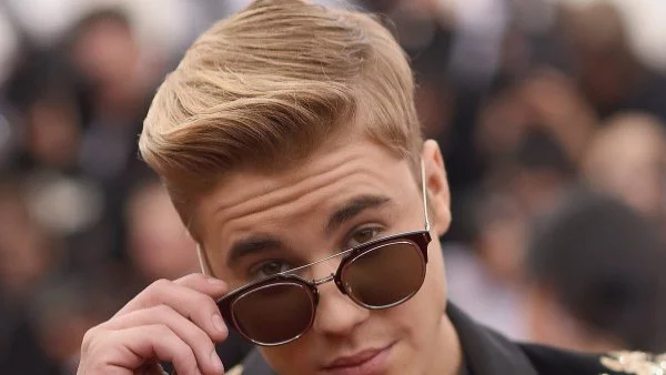  Бийбър се изложи на концерт (видео)