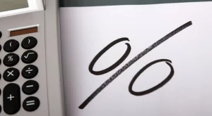 Поскъпването на храните и горивата в ЕС кара ЕЦБ да увеличава основната лихва