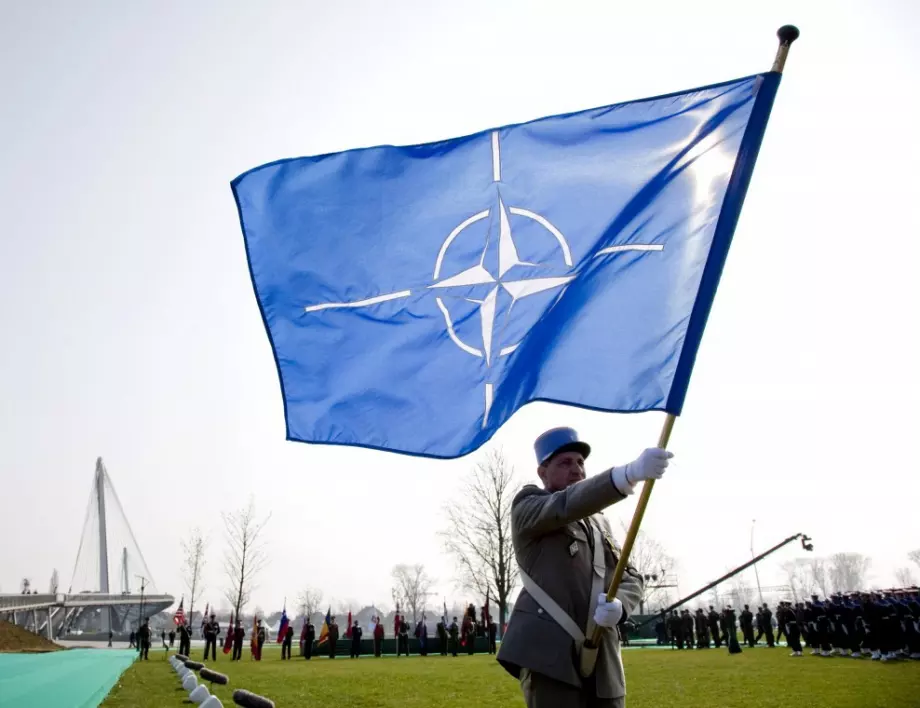 "Завръщане с гръм и трясък": НАТО разполага американски войници в България