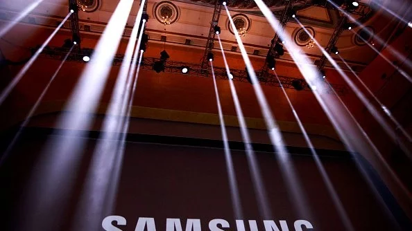Samsung може да раздели бизнеса си в две компании
