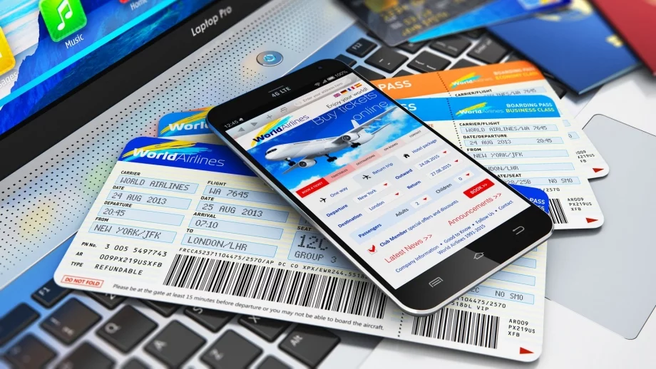 Спад в цените на самолетните билети и ръстове в онлайн потреблението