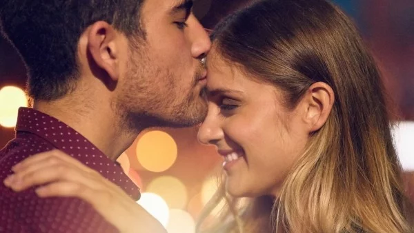 Ето този мъж трябва да чакате