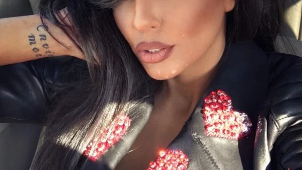 Вижте как Николета Лозанова започна рождения си ден