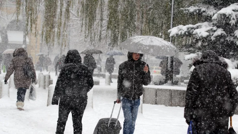 Работодателите да се съобразят с идващите студове, призовават от ГИТ