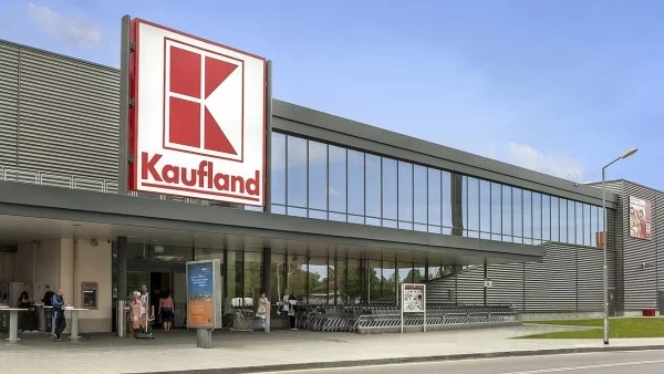 Kaufland България със специален комплимент за служителите си на Коледа