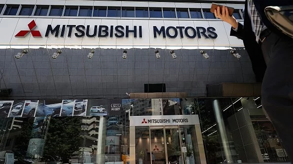 Mitsubishi утроява заплатите на топ шефовете си 