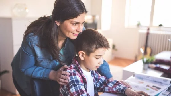 Правете тези 7 неща, за да имате уверено дете