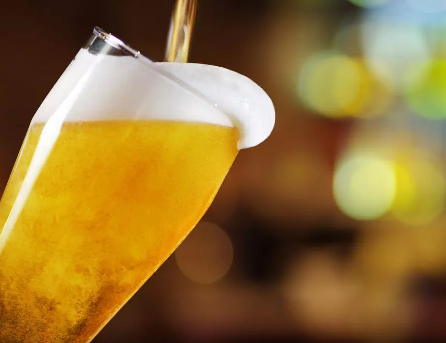 Чешка пивоварна: Добре дошли отново, всяка втора бира е безплатна