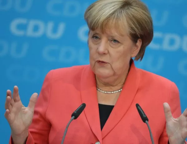 Ангела Меркел недоволна от Юнкер заради Brexit