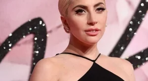 Лейди Гага обяви годежа си