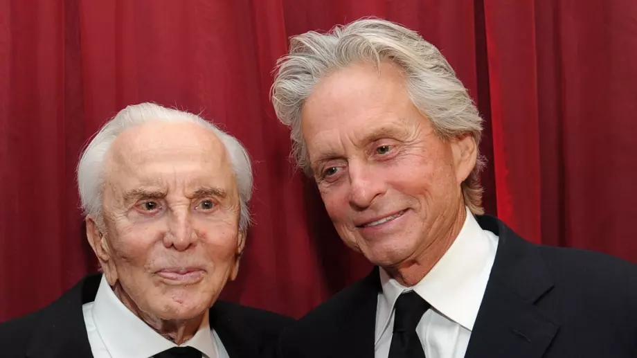 Отиде си великият Кърк Дъглас