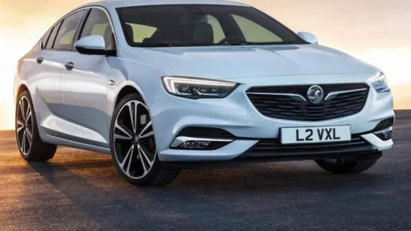 Новият Opel Insignia се появи в пълния си блясък