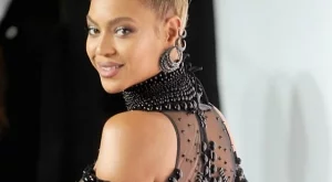 6 бавачки гледат близнаците на Бионсе