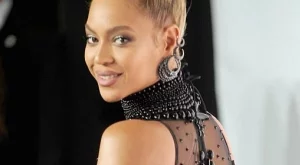 Бионсе изненада с визията си (снимки)