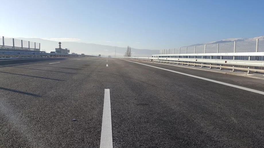 Отпуснаха 22,8 млн. лв.за доизграждането на АМ „Хемус“ 