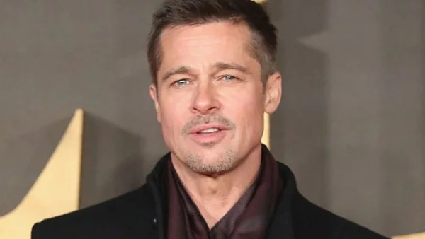 Брад Пит не видя децата си и на рождения си ден