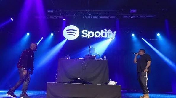 Българи може да са източили 1 млн. долара от Spotify 