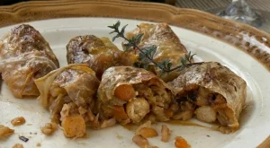 Сарми от кисело зеле с праз, нахут и ориз 