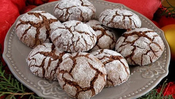 Напукани шоколадови сладки