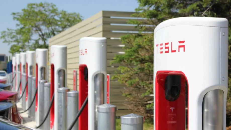 Март ще се окаже най-лошия месец за Tesla 