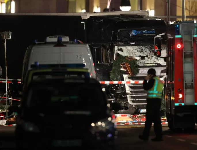 Полският шофьор е бил мъртъв няколко часа преди атентата?
