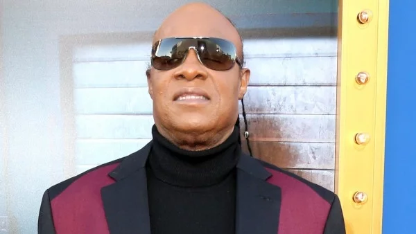 Кръстиха улица на  Стиви Уондър