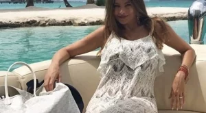 Вижте къде разпуска София Вергара